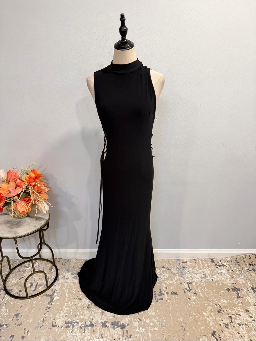 Windsor Black Sleek Side-Lace Up High Neck Sleeveless Maxi Dress - Size M